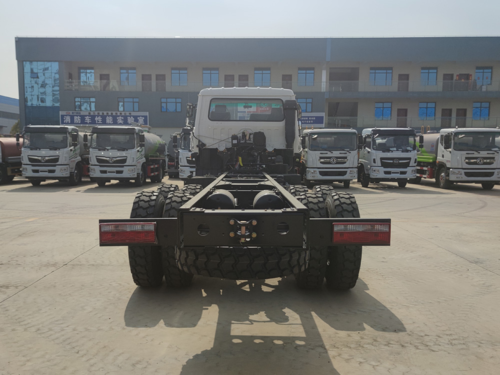 Dongfeng 6*6 Chassis